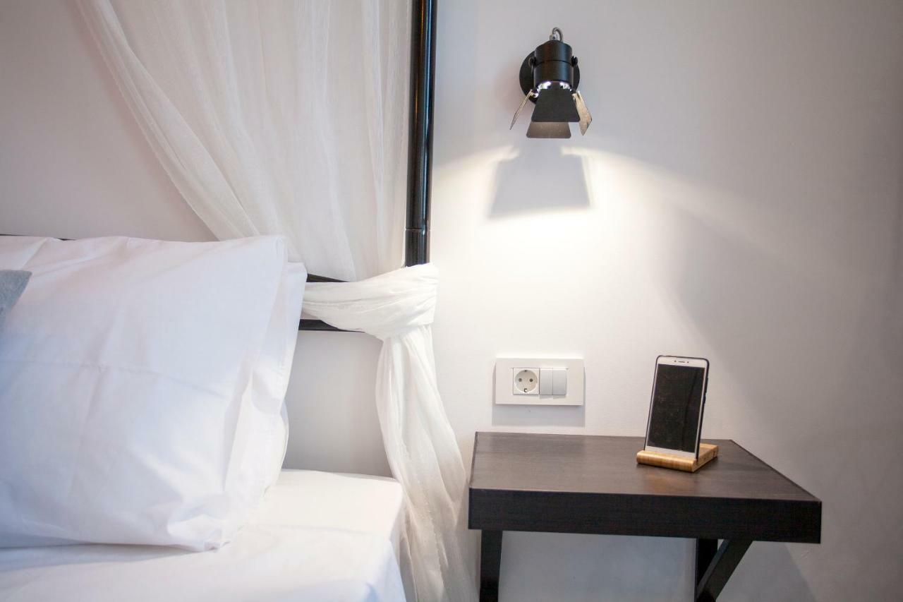 Ferienwohnung Aristophanes Luxury Flat Psyrri Square Athen Exterior foto